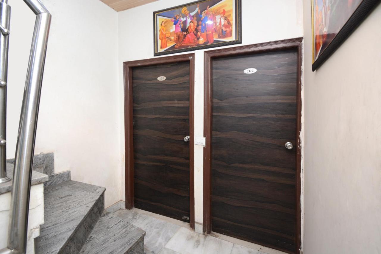 Oyo 29409 Hotel Best Sleep Inn Τζαλαντάρ Εξωτερικό φωτογραφία